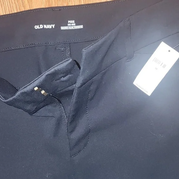 ON Pixie Pants - Picture 3 of 3